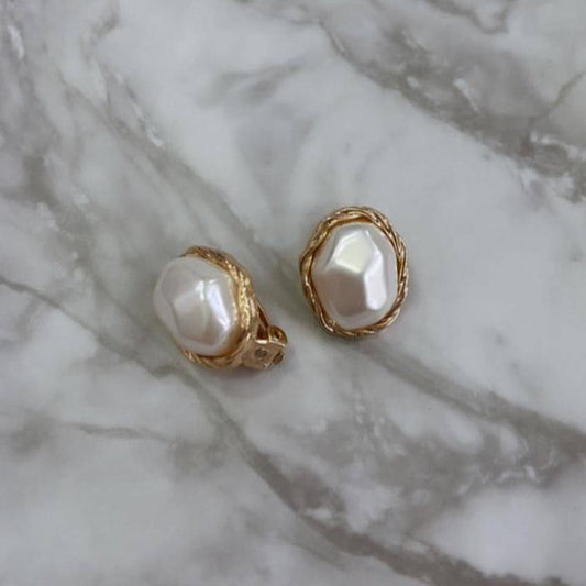 Gold Pearl Earrings